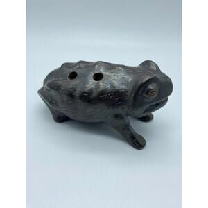 Vintage Pottery Flower Frog 5 " long body Toad Flower‎ frog Mexico Pottery